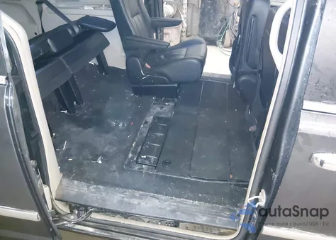 2012 Chrysler Town & Country Touring-L from USA, damaged, VIN 2C4RC1CG2CR229576